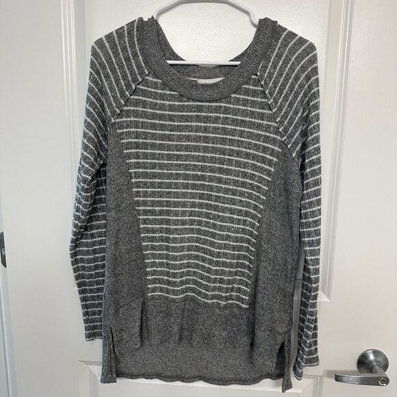 Anthropology Eri + Ali Gray Striped Textured Knit Pullover Sweater Size M - Picture 1 of 3